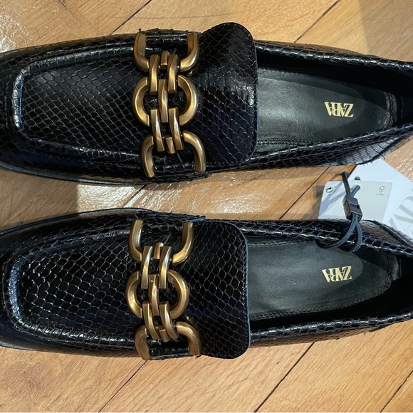 Zara Leather Black and Gold Animal Print Snakeskin Print Loafers - Picture 13 of 13